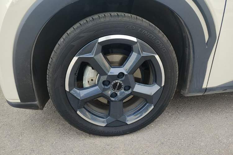 Used BYD Seagull 2023 Free Edition Left Front Wheel Hub
