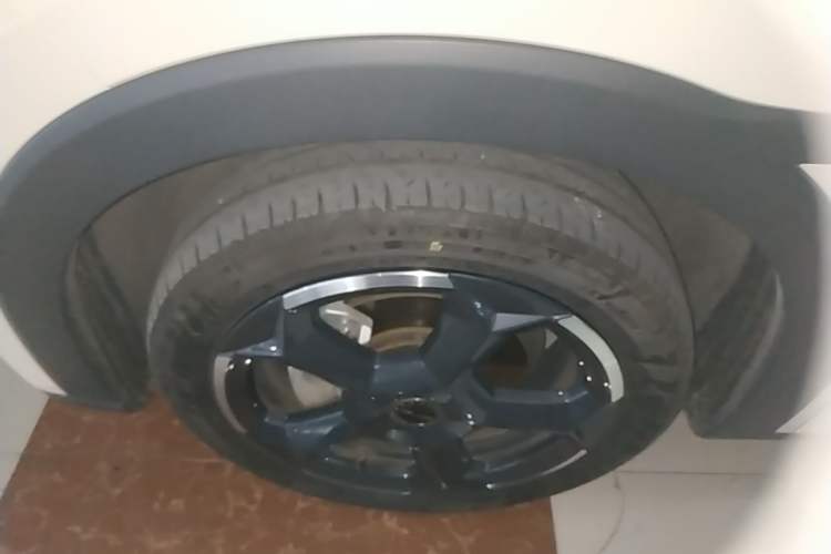 Used BYD Seagull 2023 Free Edition Left Front Wheel Hub