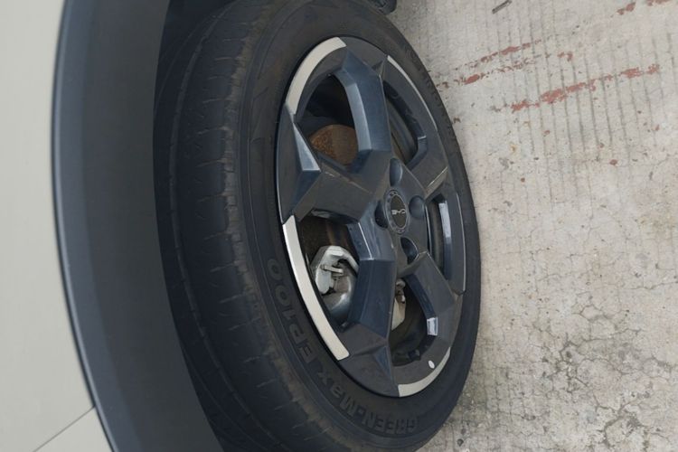 Used BYD Seagull 2023 Free Edition Left Front Wheel Hub