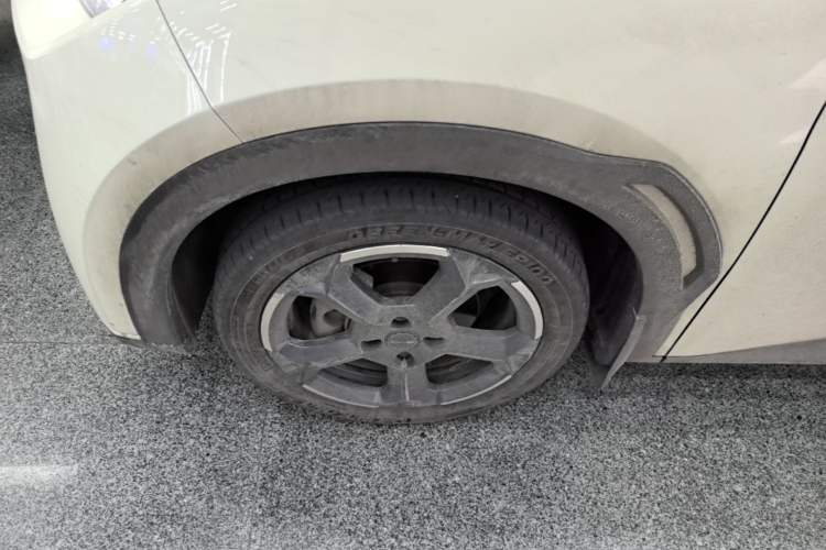 Used BYD Seagull 2023 Free Edition Left Front Wheel Hub