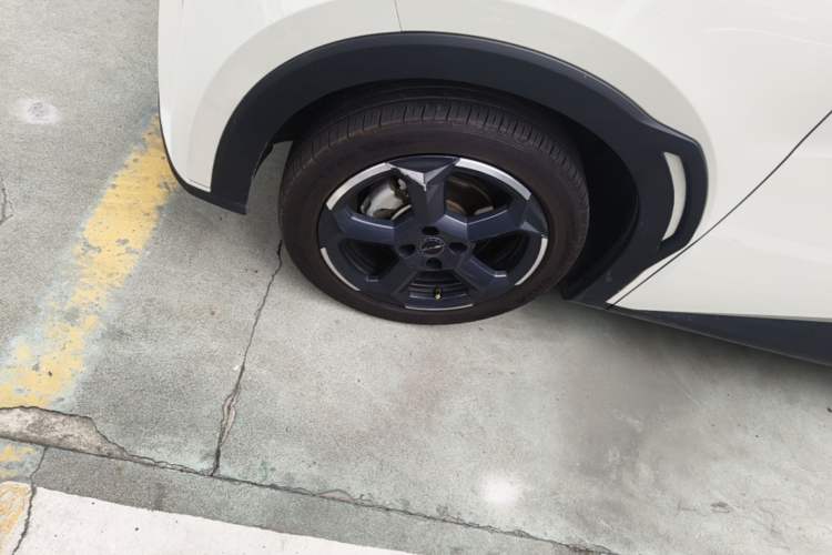 Used BYD Seagull 2023 Flying Edition Left Front Wheel Hub