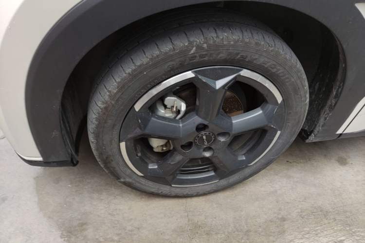 Used BYD Seagull 2023 Free Edition Left Front Wheel Hub