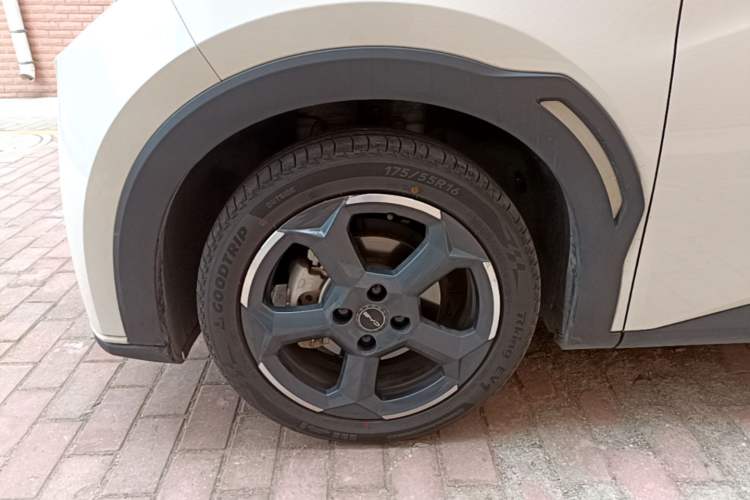 Used BYD Seagull 2023 Free Edition Left Front Wheel Hub