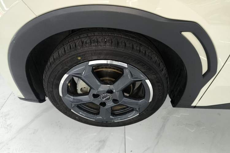Used BYD Seagull 2023 Flying Edition Left Front Wheel Hub