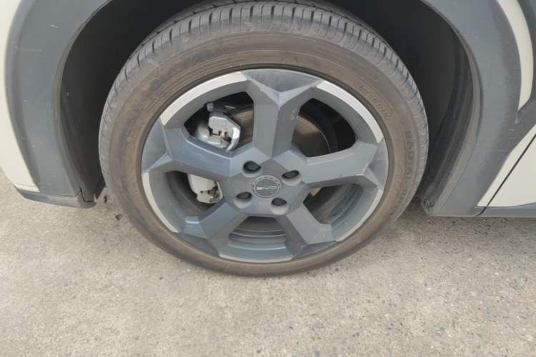 Used BYD Seagull 2023 Active Version Left Front Wheel Hub
