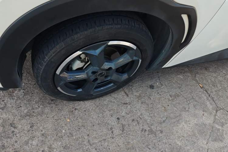 Used BYD Seagull 2023 Free Edition Left Front Wheel Hub