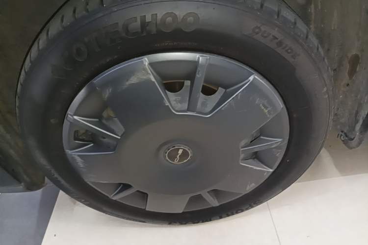 Used BYD Seagull 2023 Active Version Left Front Wheel Hub