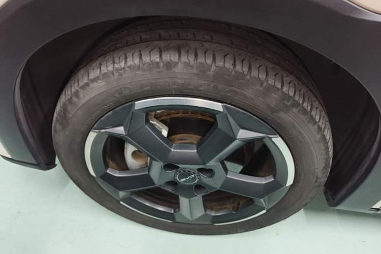 Used BYD Seagull 2023 Free Edition Left Front Wheel Hub