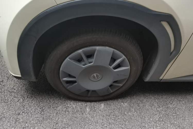 Used BYD Seagull 2023 Active Version Left Front Wheel Hub