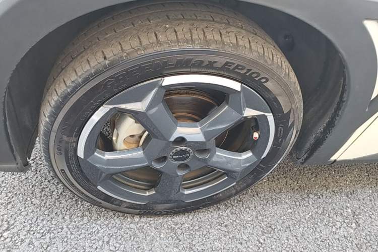 Used BYD Seagull 2023 Free Edition Left Front Wheel Hub