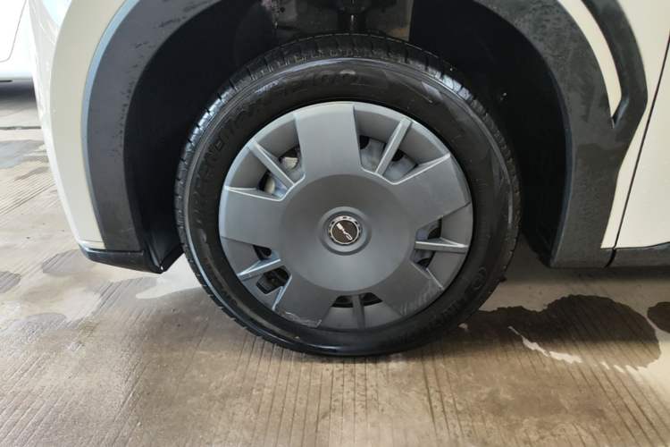 Used BYD Seagull 2023 Active Version Left Front Wheel Hub