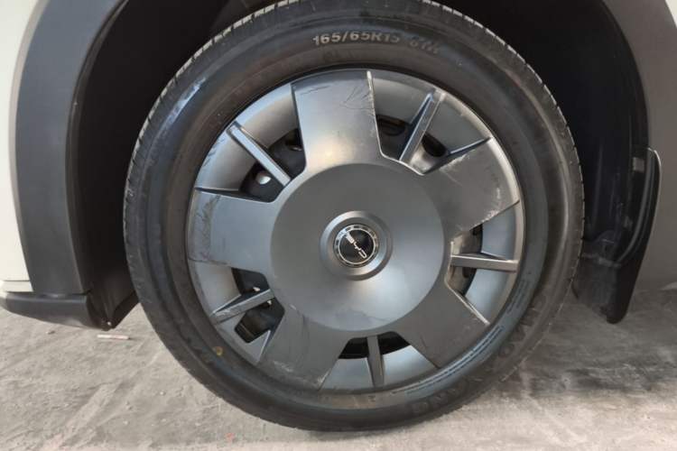 Used BYD Seagull 2023 Active Version Left Front Wheel Hub