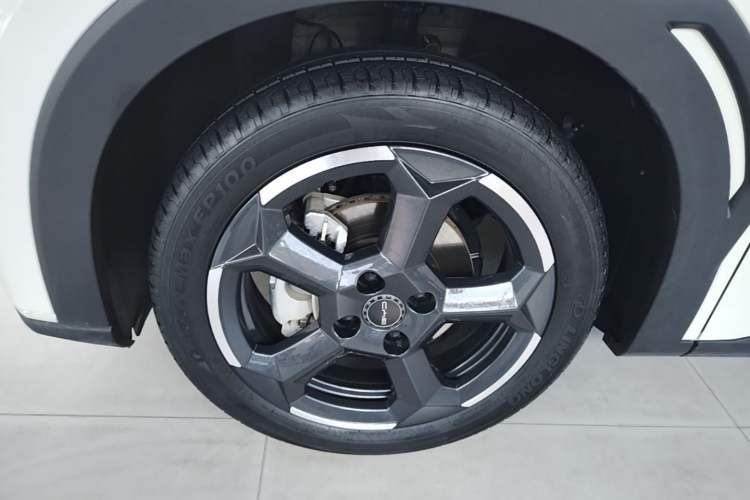 Used BYD Seagull 2023 Free Edition Left Front Wheel Hub