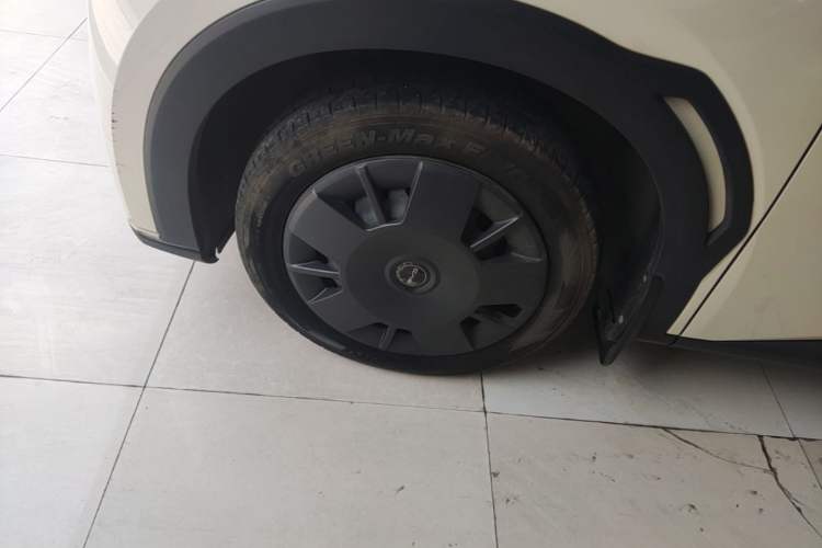 Used BYD Seagull 2023 Active Version Left Front Wheel Hub