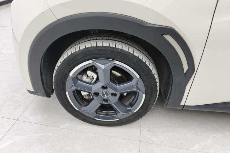 Used BYD Seagull 2023 Free Edition Left Front Wheel Hub
