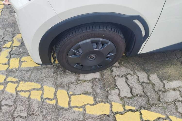 Used BYD Seagull 2023 Active Version Left Front Wheel Hub