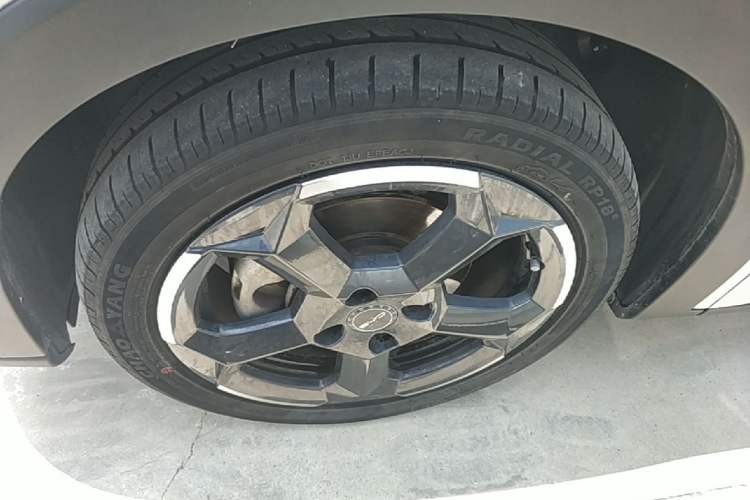 Used BYD Seagull 2023 Flying Edition Left Front Wheel Hub