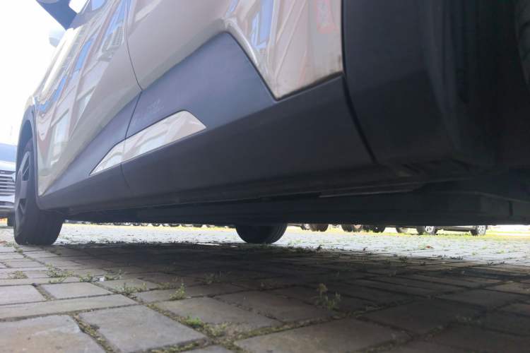 Used BYD Seagull 2023 Active Version Left Side Sill