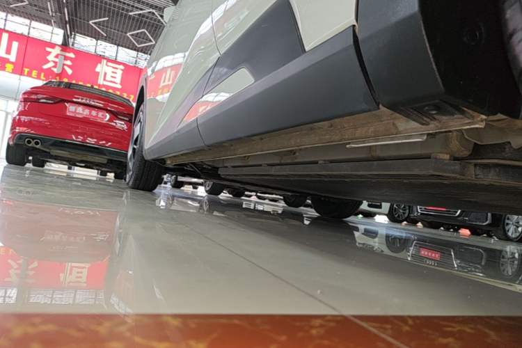 Used BYD Seagull 2023 Active Version Left Side Sill