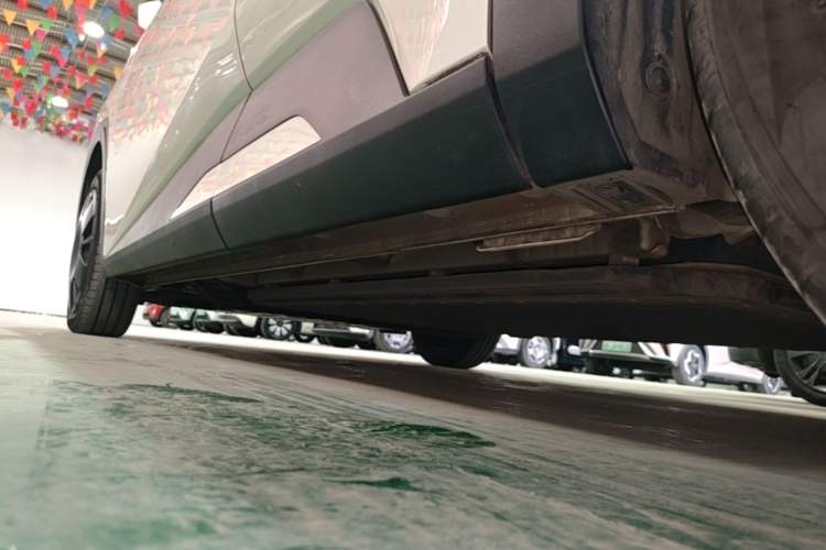 Used BYD Seagull 2023 Active Version Left Side Sill
