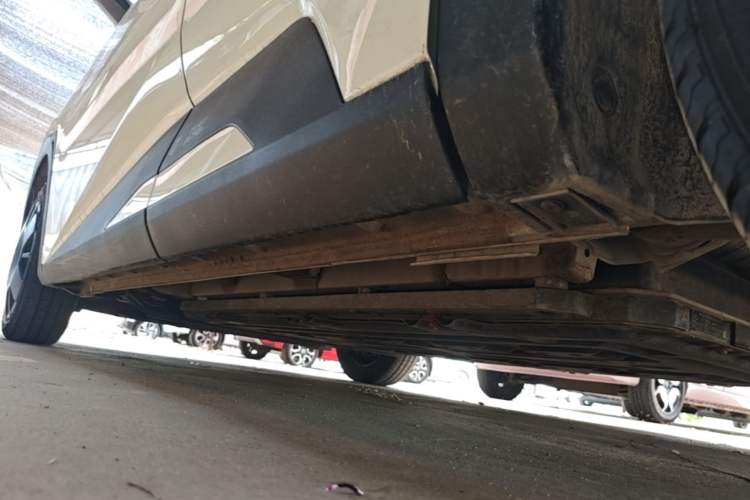 Used BYD Seagull 2023 Active Version Left Side Sill