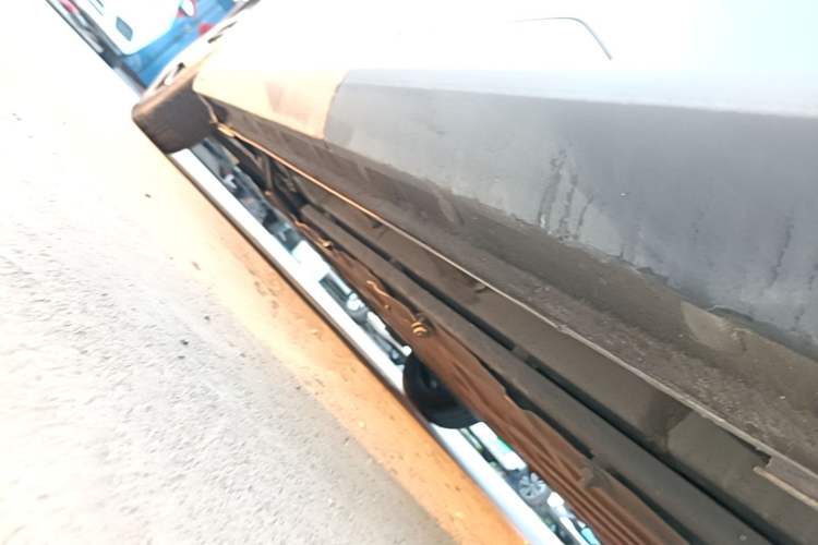 Used BYD Seagull 2023 Active Version Left Side Sill