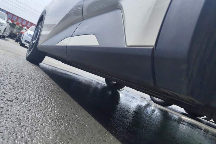 Used BYD Seagull 2023 Free Edition Left Side Sill