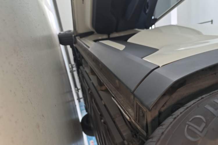 Used BYD Seagull 2023 Active Version Left Side Sill