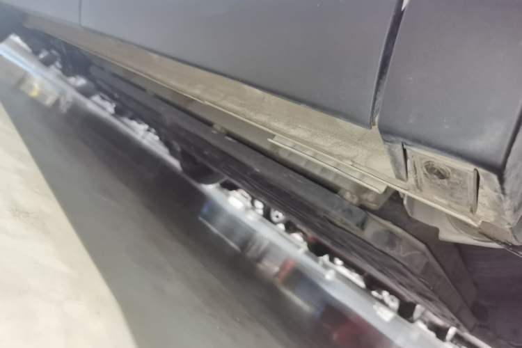 Used BYD Seagull 2023 Active Version Left Side Sill