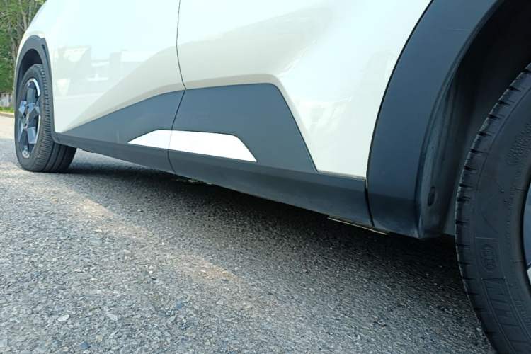 Used BYD Seagull 2023 Free Edition Left Side Sill
