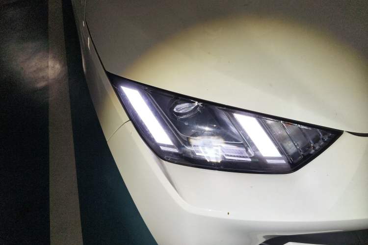 Used BYD Seagull 2023 Flying Edition Right Front Headlight