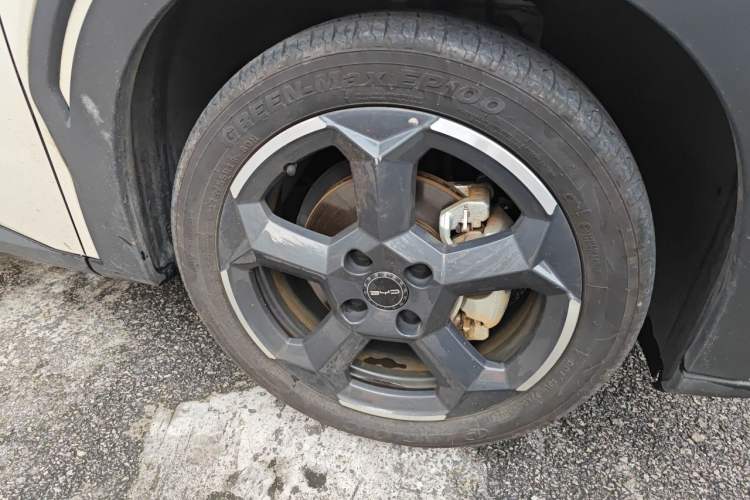 Used BYD Seagull 2023 Free Edition Right Front Wheel Hub