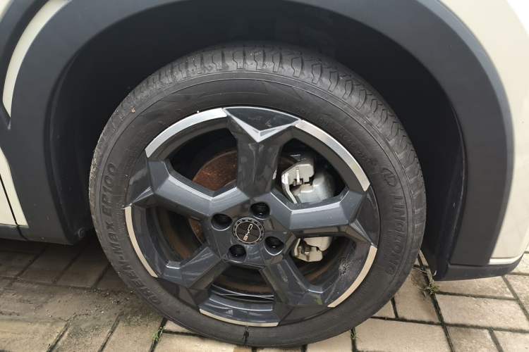 Used BYD Seagull 2023 Flying Edition Right Front Wheel Hub