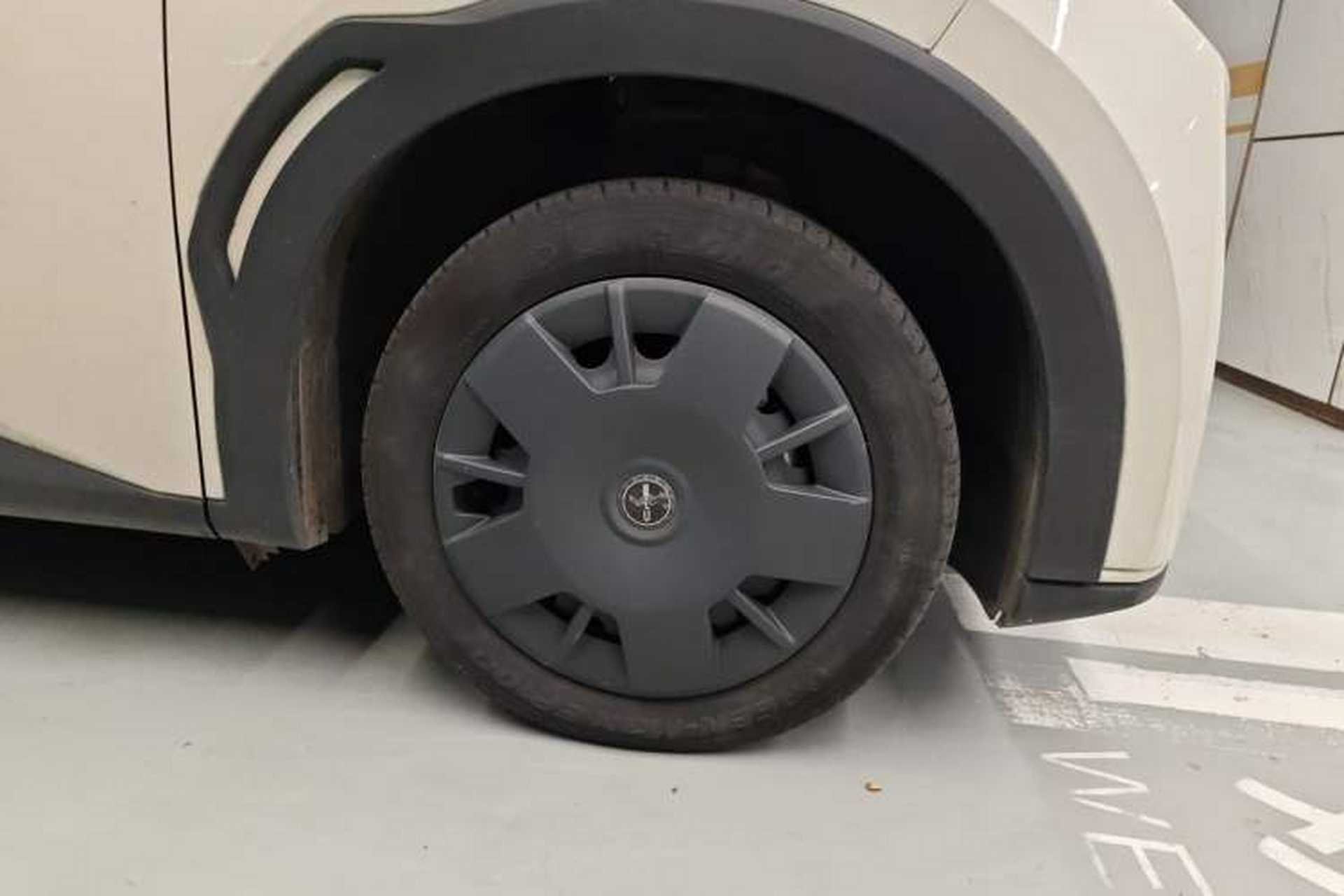 Used BYD Seagull 2023 Active Version Right Front Wheel Hub