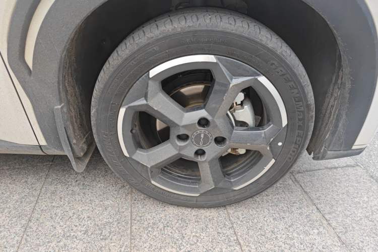 Used BYD Seagull 2023 Free Edition Right Front Wheel Hub