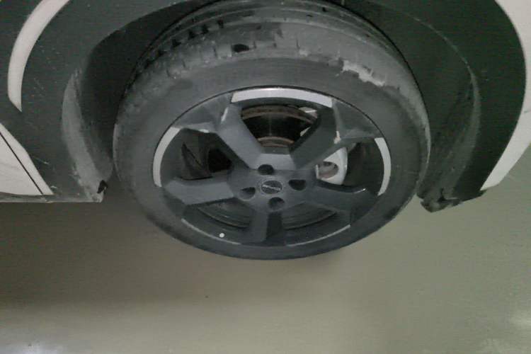 Used BYD Seagull 2023 Flying Edition Right Front Wheel Hub