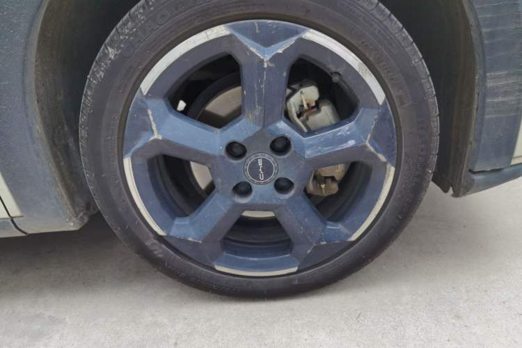 Used BYD Seagull 2023 Flying Edition Right Front Wheel Hub