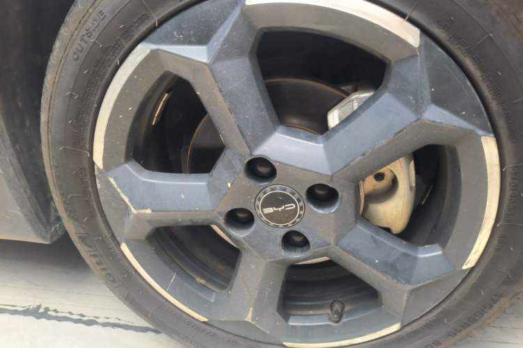 Used BYD Seagull 2023 Flying Edition Right Front Wheel Hub