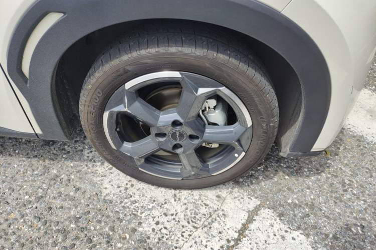 Used BYD Seagull 2023 Free Edition Right Front Wheel Hub