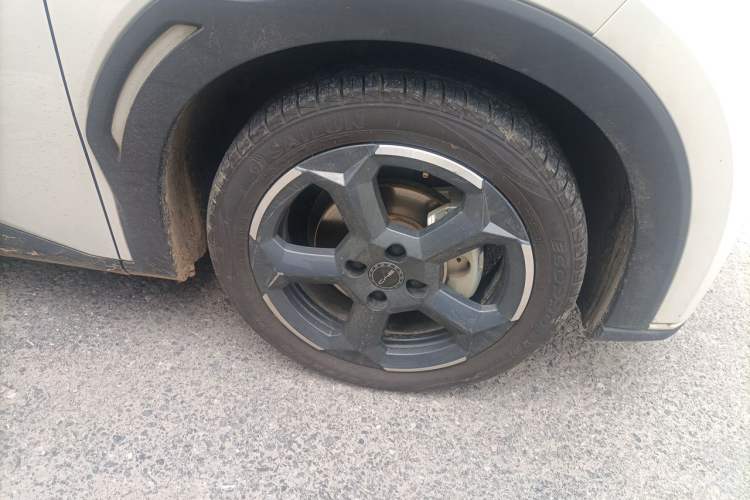 Used BYD Seagull 2023 Free Edition Right Front Wheel Hub
