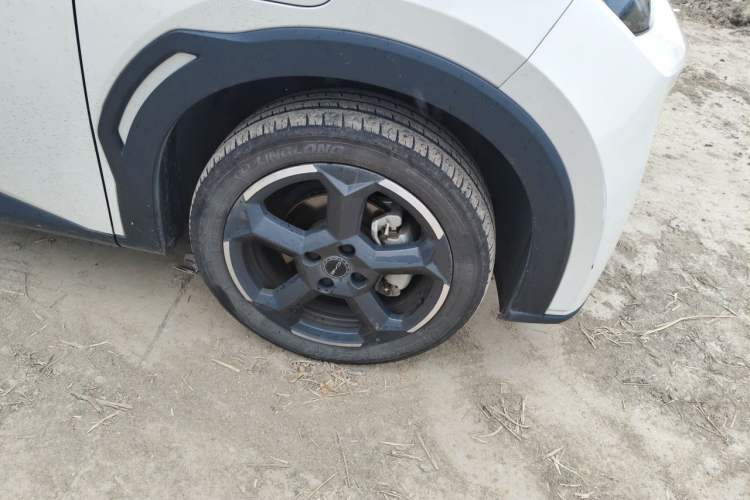Used BYD Seagull 2023 Flying Edition Right Front Wheel Hub