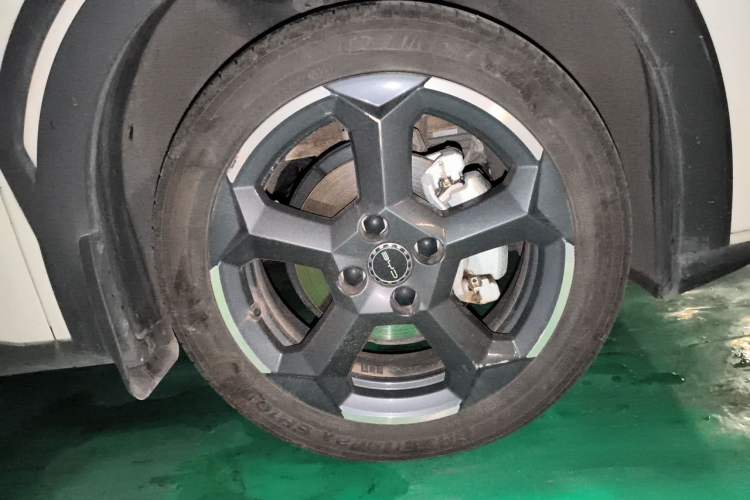 Used BYD Seagull 2023 Flying Edition Right Front Wheel Hub