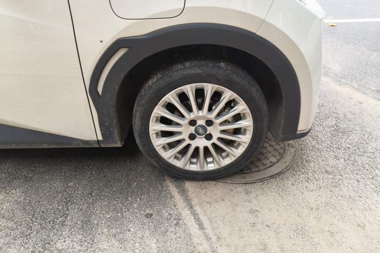 Used BYD Seagull 2023 Flying Edition Right Front Wheel Hub