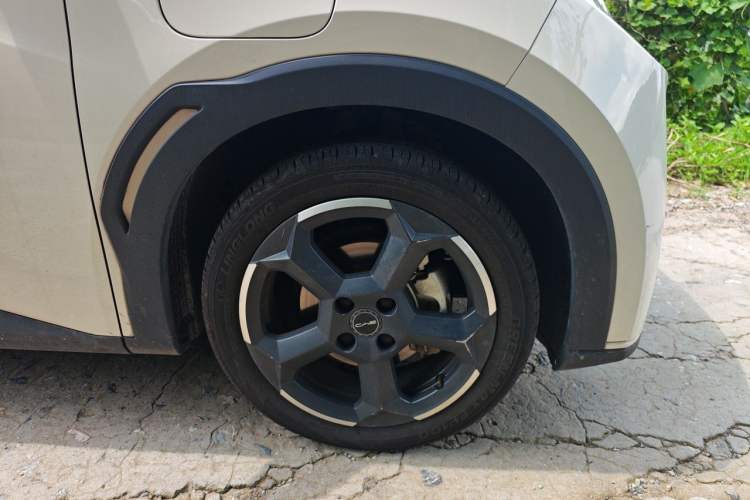 Used BYD Seagull 2023 Flying Edition Right Front Wheel Hub