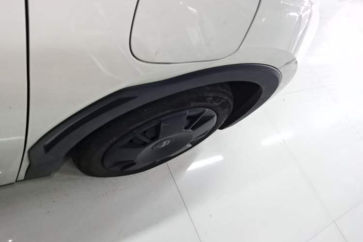 Used BYD Seagull 2023 Active Version Right Front Wheel Hub