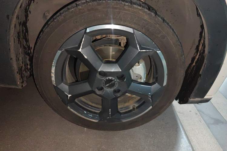 Used BYD Seagull 2023 Free Edition Right Front Wheel Hub