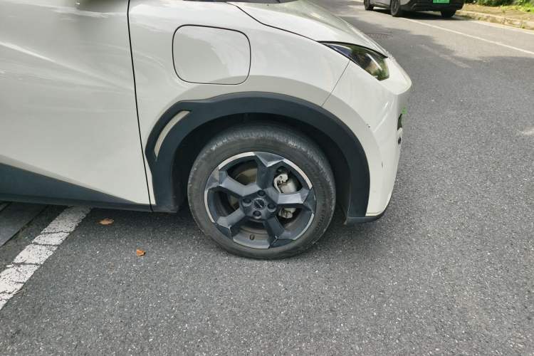 Used BYD Seagull 2023 Free Edition Right Front Wheel Hub