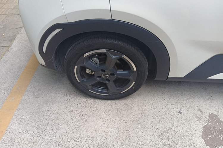 Used BYD Seagull 2023 Flying Edition Right Rear Wheel Hub