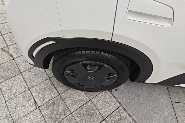 Used BYD Seagull 2023 Active Version Right Rear Wheel Hub