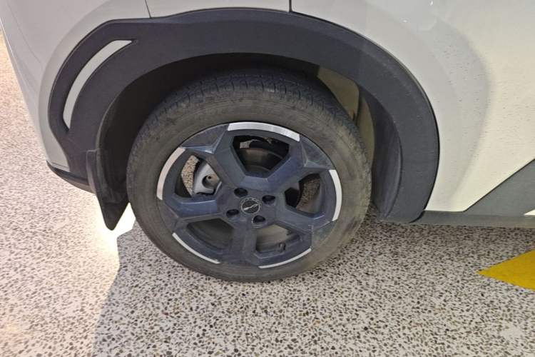 Used BYD Seagull 2023 Flying Edition Right Rear Wheel Hub